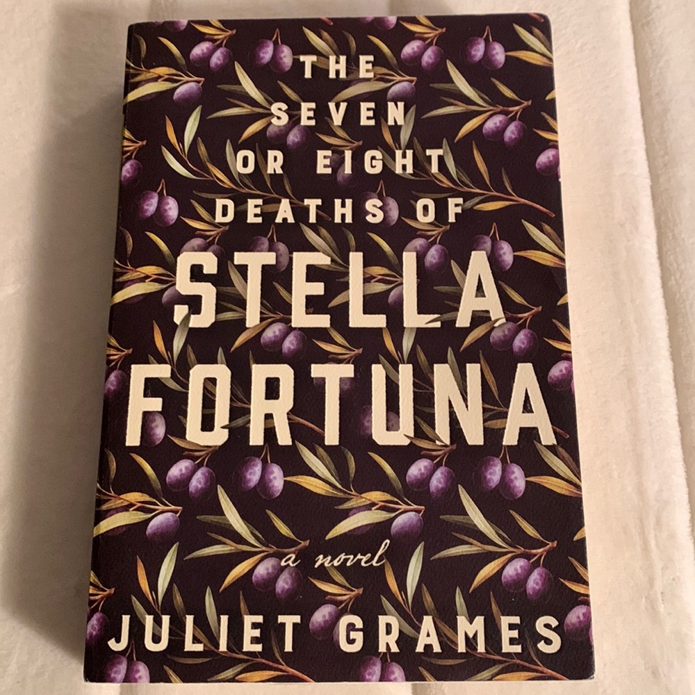 ⭐️2/$12⭐️ the seven or eight deaths of Stella fortuna
